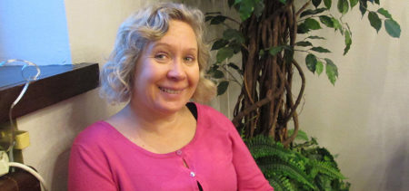 Helena Pihkala, erityisherkkyyden tutkija.