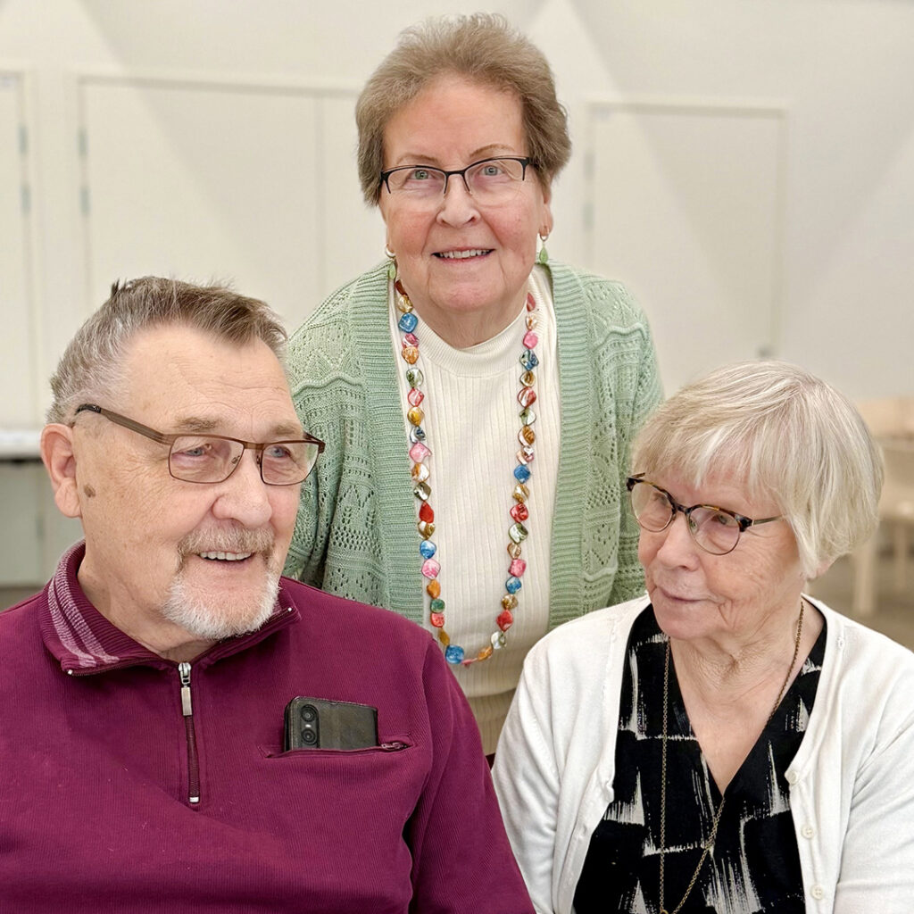 Pentti Asikainen, Inkeri Rissanen ja Marita Asikainen.